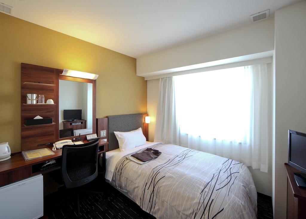 Tsuruga Manten Hotel Ekimae Zimmer foto